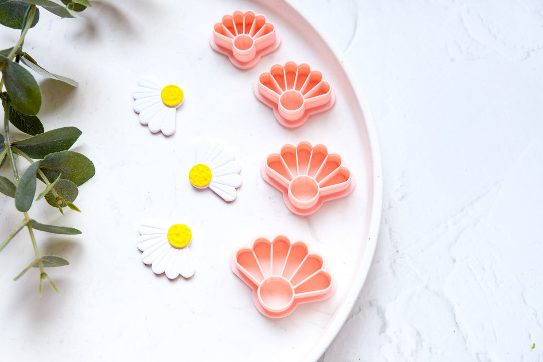 Embossed Half Daisy Clay Cutter, Daisy scallop cutter, Daisy earrings, Flower earring, Clay cutter set, Scallop clay cutter set