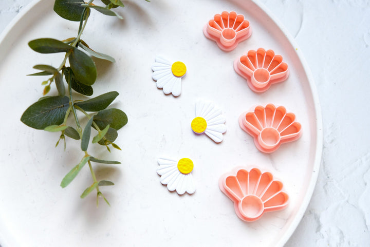 Embossed Half Daisy Clay Cutter, Daisy scallop cutter, Daisy earrings, Flower earring, Clay cutter set, Scallop clay cutter set