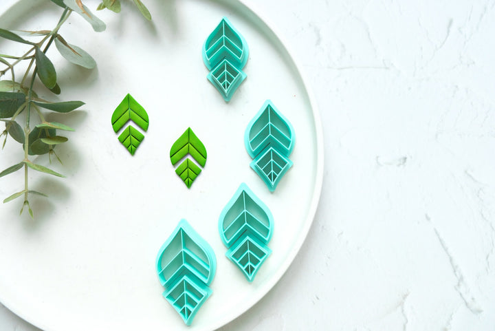 Leaf combo polymer clay cutter set (2pc), Leaf Embossed cutter, Leaf earrings, Scallop clay cutter, Green leaf Earrings cutter