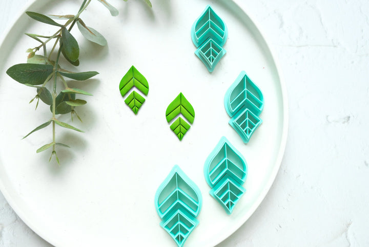 Leaf combo polymer clay cutter set (2pc), Leaf Embossed cutter, Leaf earrings, Scallop clay cutter, Green leaf Earrings cutter