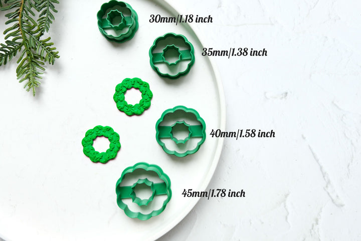 Christmas Wreath clay cutter, Christmas Wreath Embossed cutter, Christmas earrings, Scallop Christmas Wreath clay cutter