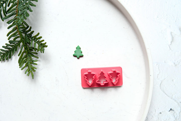 Christmas Stud Polymer Clay Cutters, Bow clay cutter, Christmas Tree earring clay cutter, Holly leaf Clay Cutters, Snowman earrings