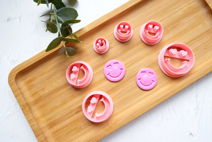 Face with Emotions Polymer Clay Cutter With Heart Eyes, Emoji Polymer Clay Cutter, Smiley earrings, Scallop clay cutter, Emoji Earring cutter