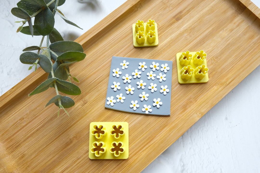 Mini Daisy flower polymer clay cutter, Daisy flower cutter, Daisy earrings, Stud Flower earring, Micro Flower Earring cutter