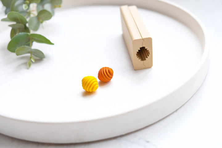 Hive Bead Polymer Clay Roller, Bee House Bead Roller Polymer clay, Garden Theme Polymer clay earrings, Earring making tools