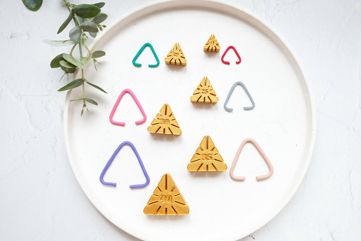 Triangle Hoop earring guide, Polymer Clay hoop measuring guide, Hoop guide, Polymer clay tool, Earring making tool, Clay stamp