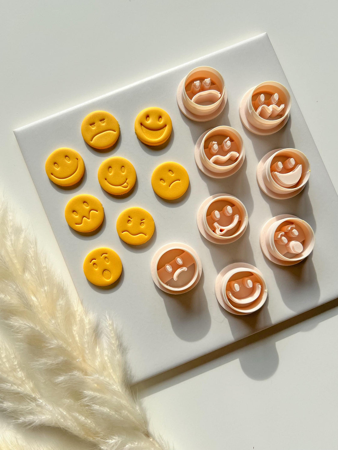 Face Expressions Polymer clay cutter set (8pc), Emoji Polymer Clay Cutter, Smile face earrings, Scallop clay cutter, Emoji Earring cutter