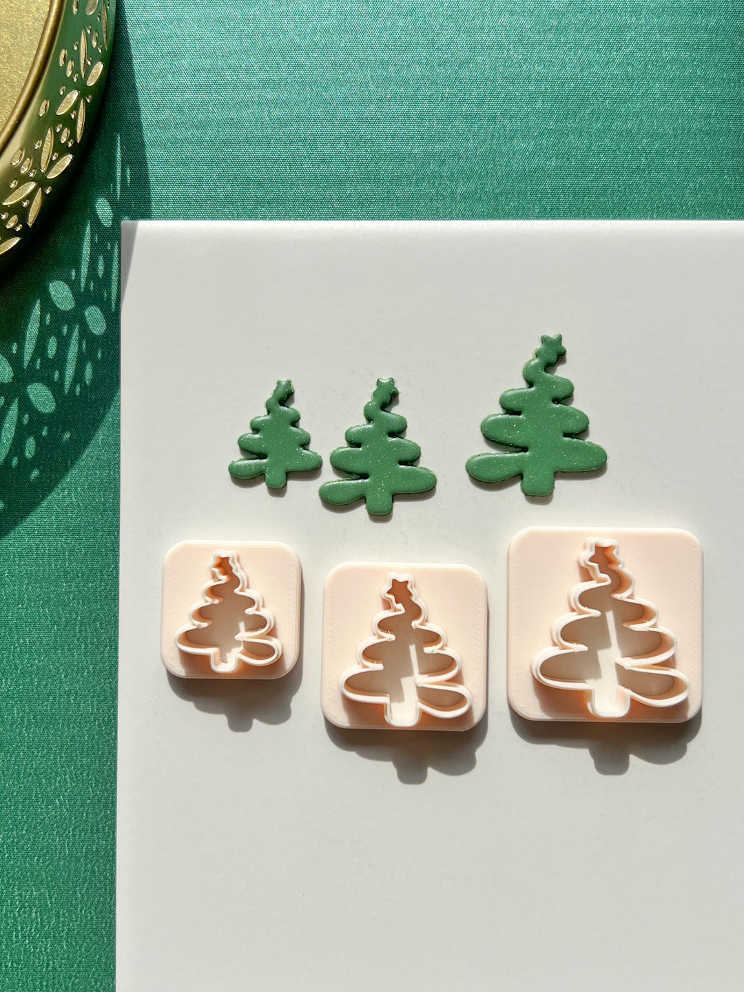 Organic Christmas Tree clay cutter, Christmas clay earrings cutter, Christmas earrings, Scallop Christmas tree clay cutter