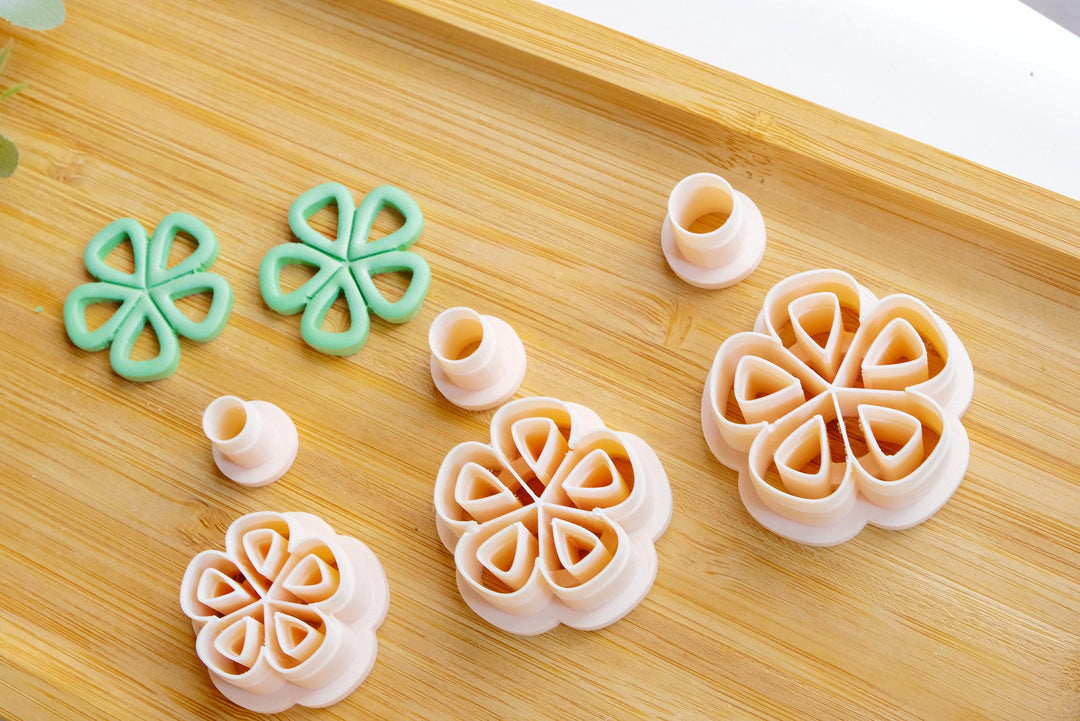 Daisy B polymer clay cutter, Flower Embossed cutter, Flower earrings, Scallop clay cutter, Face Earring cutter, Summer earring cutters