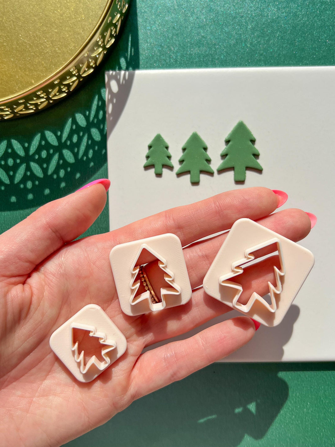 Christmas Tree clay cutter, Christmas clay earrings cutter, Christmas earrings, Scallop Christmas tree clay cutter