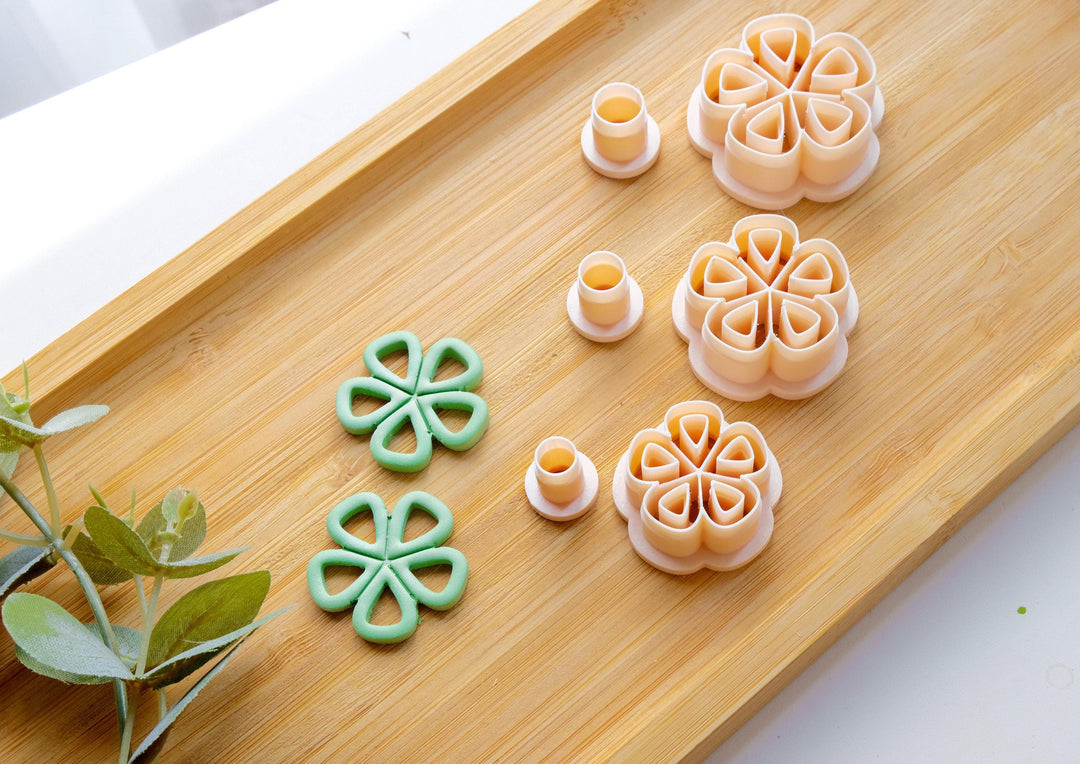 Daisy B polymer clay cutter, Flower Embossed cutter, Flower earrings, Scallop clay cutter, Face Earring cutter, Summer earring cutters