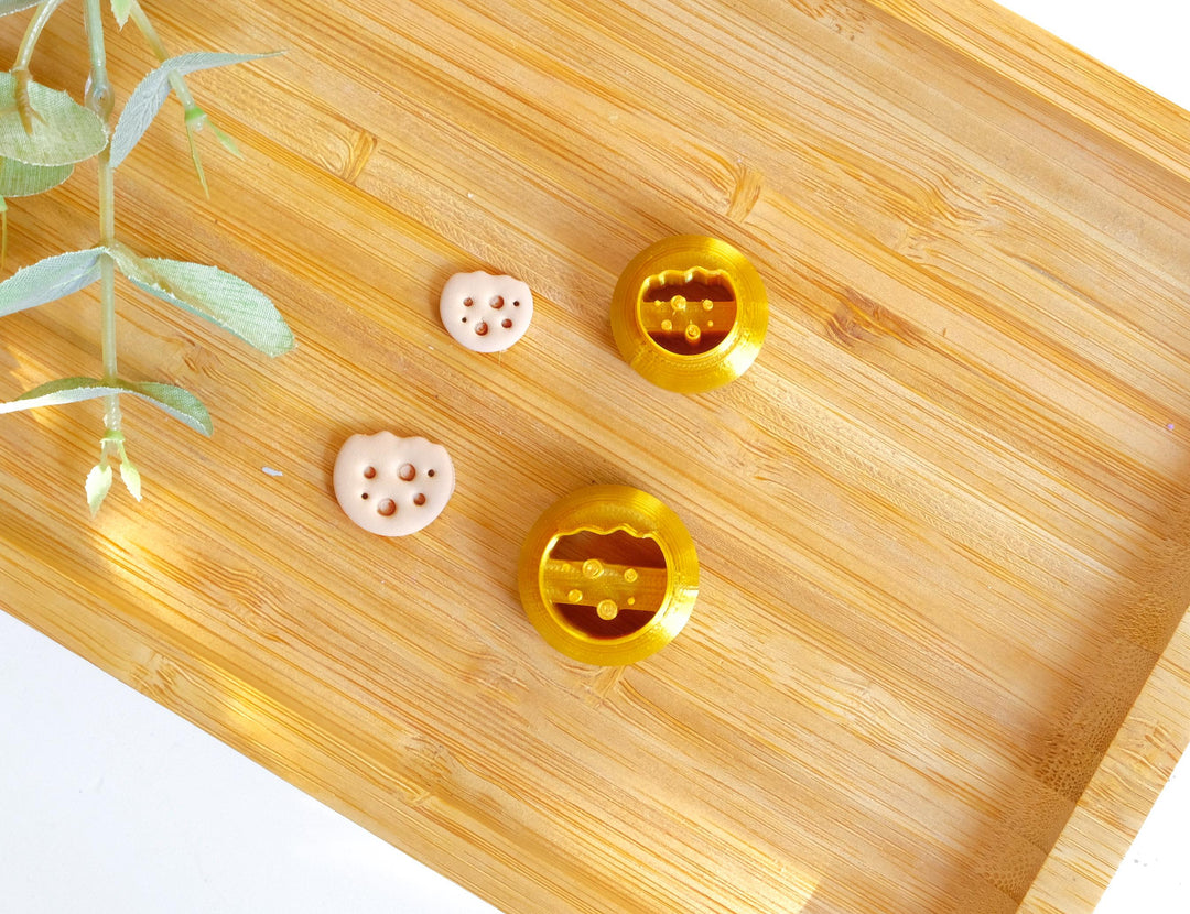 Mini Cookie Biscuit Polymer Clay Cutter, Chocolate Chip Cookie Stud Clay Cutter, Earring making tool, Chocolate Chip Cookie earrings