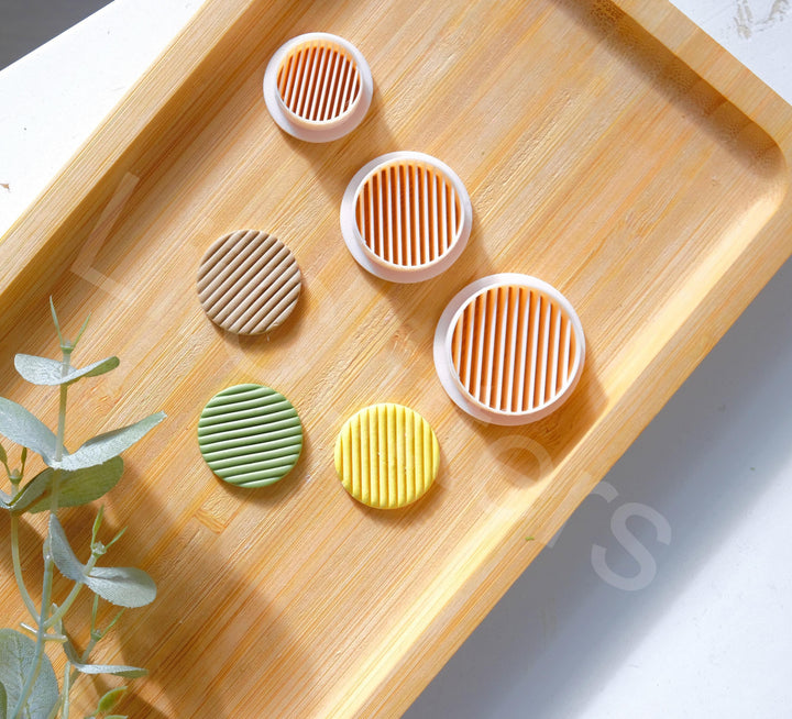 Embossed Circle Polymer Clay Cutter: Geometric Lines, Scallop Edge
