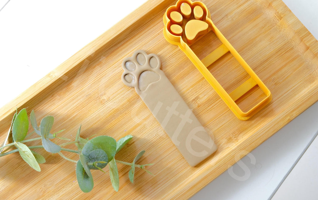 Dog Paw Bookmark Cutter: Polymer Clay Tool, Plant Stick Mold
