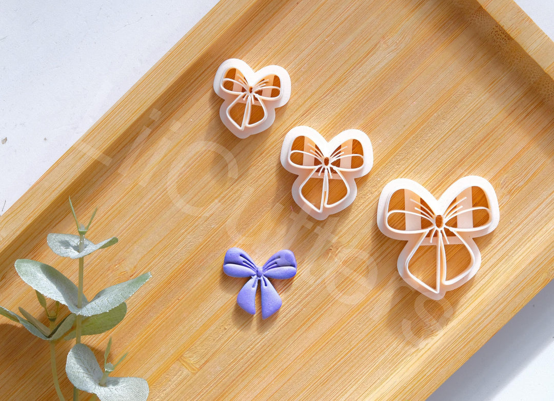 Christmas Bow Clay Cutter: Scallop Embossed Design, Earring DIY