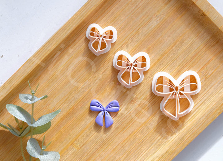 Christmas Bow Clay Cutter: Scallop Embossed Design, Earring DIY