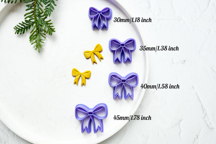 Christmas Bow Clay Cutter Set: Scallop Embossed Design