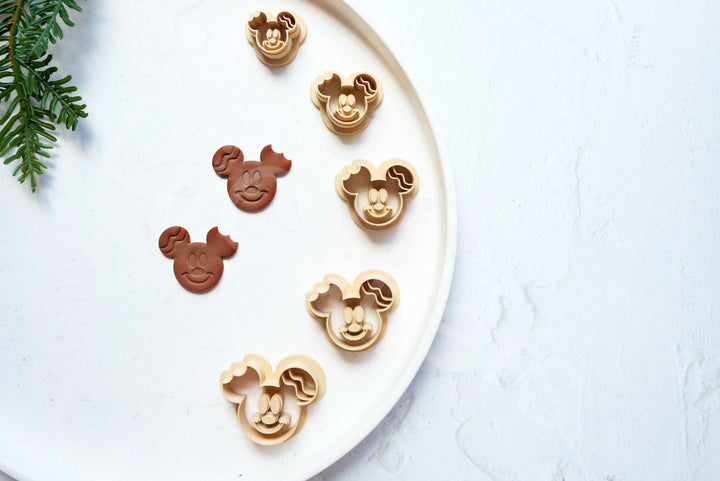 Christmas Mouse Cookie Cutter: Ginger Embossed Design, Clay Earring Cutter