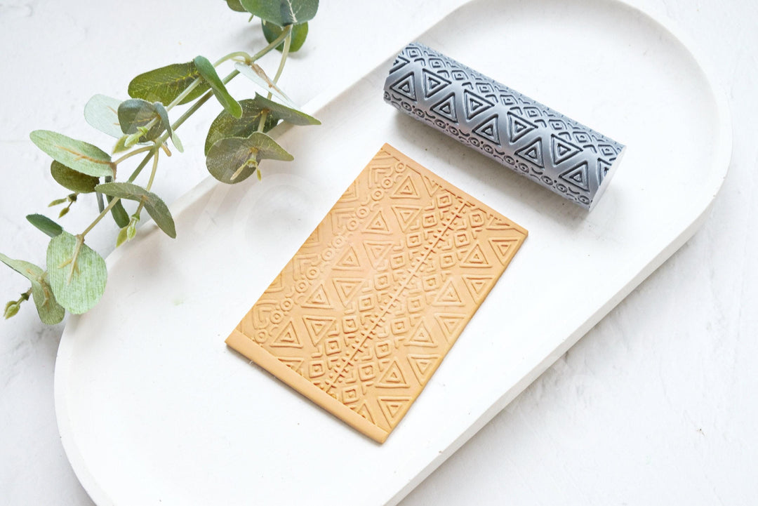 Abstract Pattern Clay Roller: Seamless Texture Tool