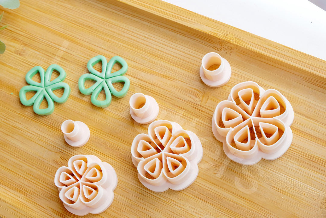 Daisy Flower Polymer Clay Cutter Set: Scallop Edge, Embossed (25-40mm)