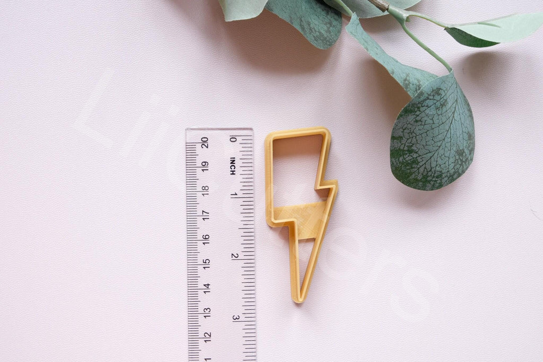 Lightning Bolt Cookie Cutter: Polymer Clay & Biscuit Cutter
