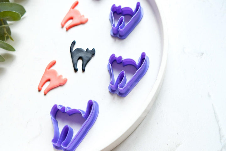 Halloween Cat Clay Cutter – Spooky Polymer Clay Earring Cutter, Cute Cat Shape Mold for Cookies, Hair Clips & Fall Crafts