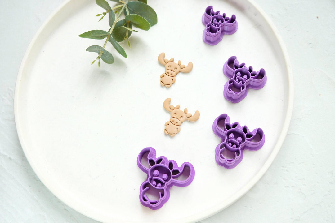 Christmas Deer Clay Cutter Set: Reindeer Embossed Design