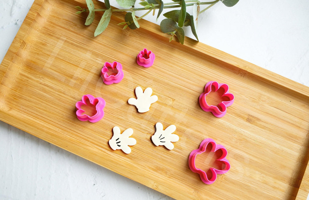Mouse Hand Polymer Clay Cutter: Scallop Christmas Earrings, Festive Clay Cutter for Holiday Jewelry, DIY Polymer Clay Tools
