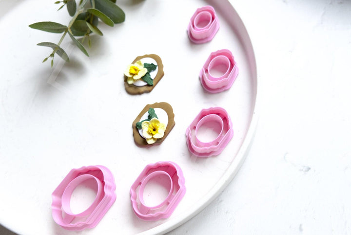 Photo Frame Polymer Clay Cutters: Embossed Scallop Edge, 5 Sizes