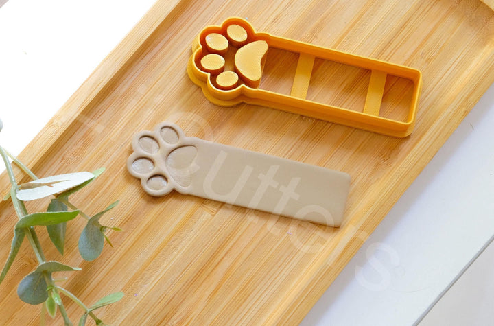 Dog Paw Bookmark Cutter: Polymer Clay Tool, Plant Stick Mold