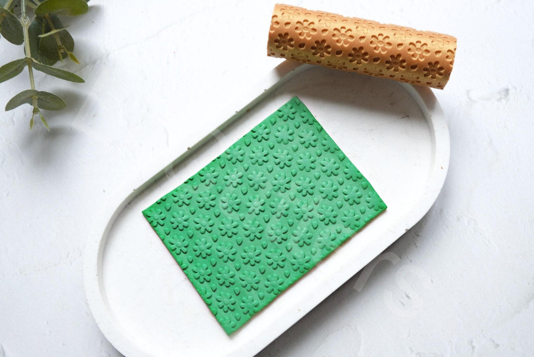Daisy Flower Texture Roller: Polymer Clay Pattern Tool
