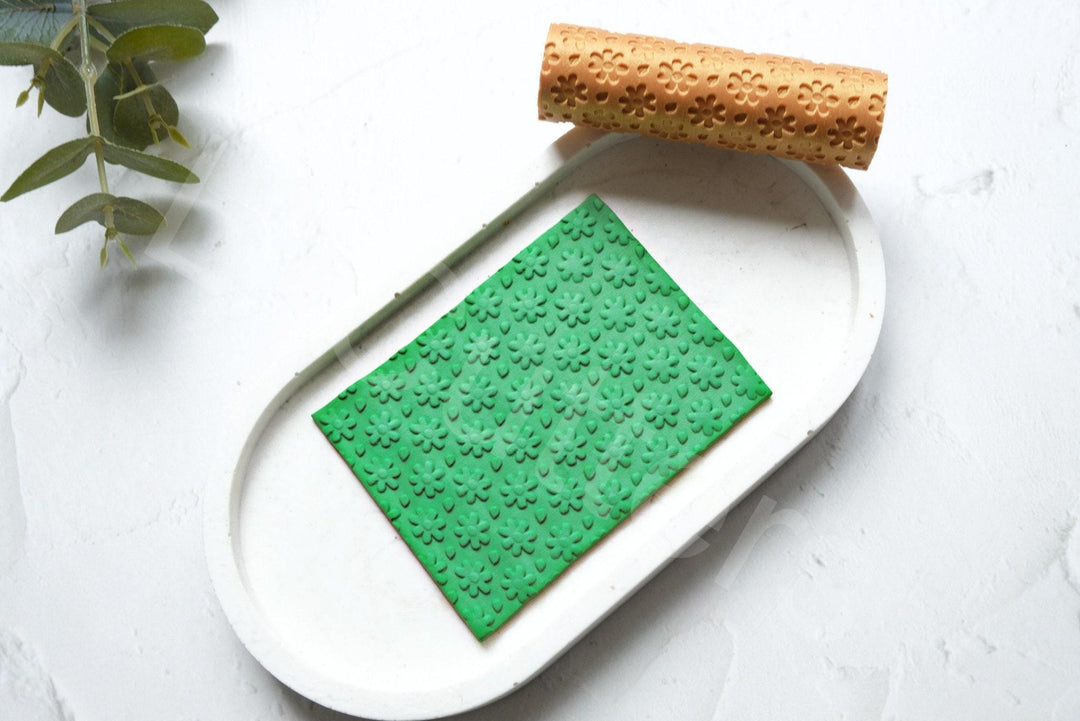 Daisy Flower Texture Roller: Polymer Clay Pattern Tool