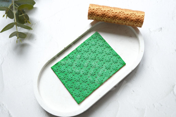 Daisy Flower Texture Roller: Polymer Clay Pattern Tool