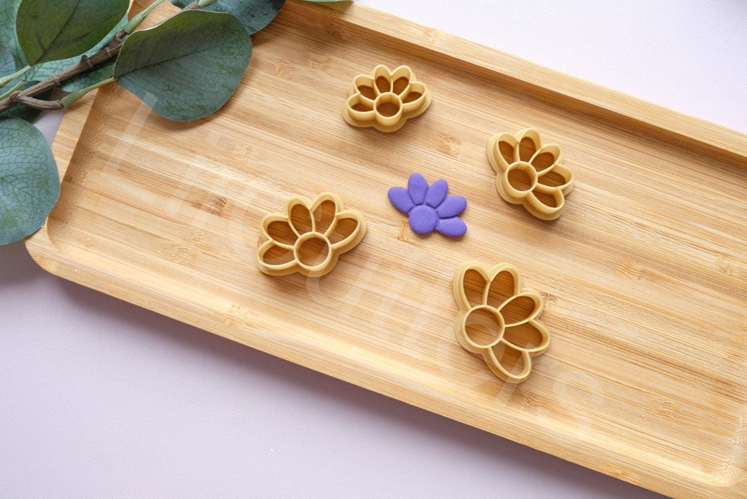 Daisy Flower Cutter: Polymer Clay, Biscuit & Hair Clip (30-45mm)