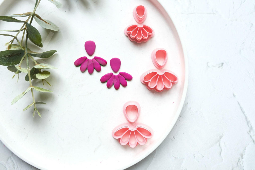 Daisy Clay Cutter Set: Scallop Flower Earring Mold (35-45mm)