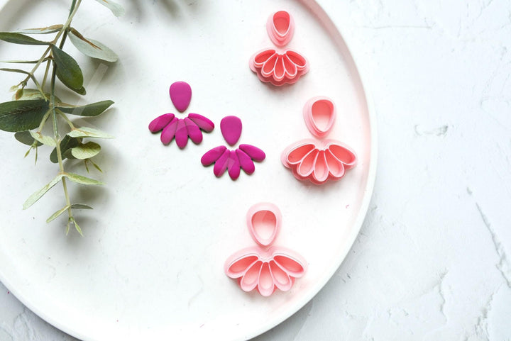 Daisy Clay Cutter Set: Scallop Flower Earring Mold (35-45mm)