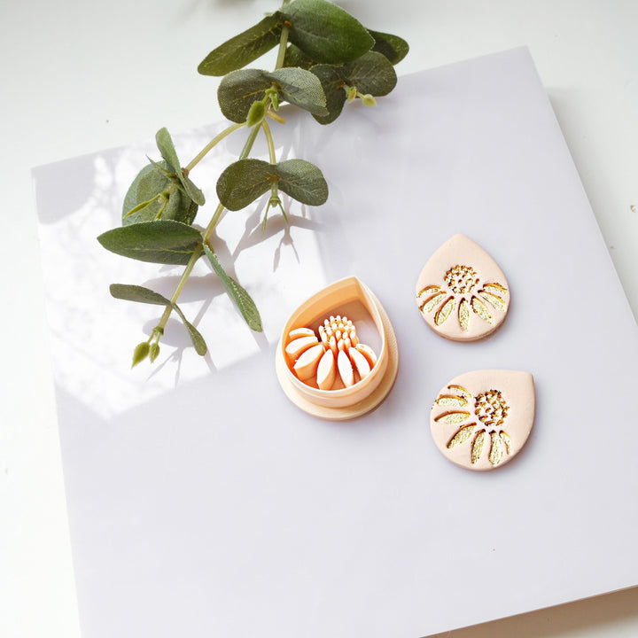 Daisy Polymer Clay Cutter: Floral Earring Jewelry Tool