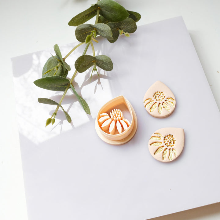 Daisy Polymer Clay Cutter: Floral Earring Jewelry Tool