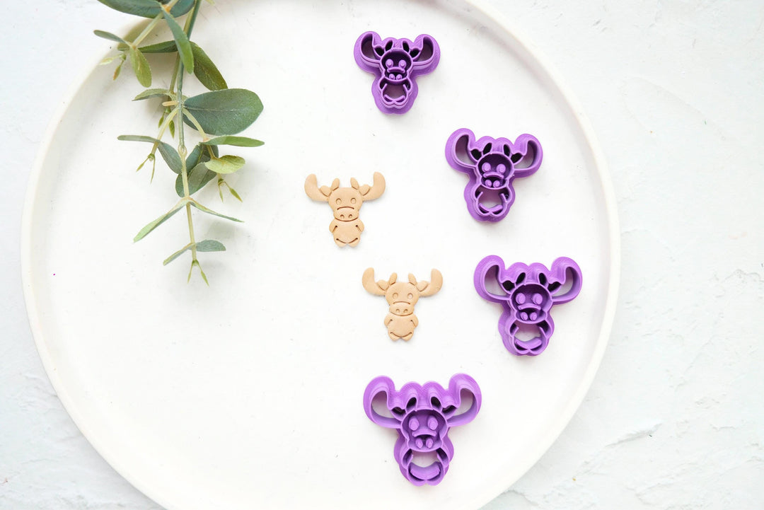 Christmas Deer Clay Cutter Set: Reindeer Embossed Design