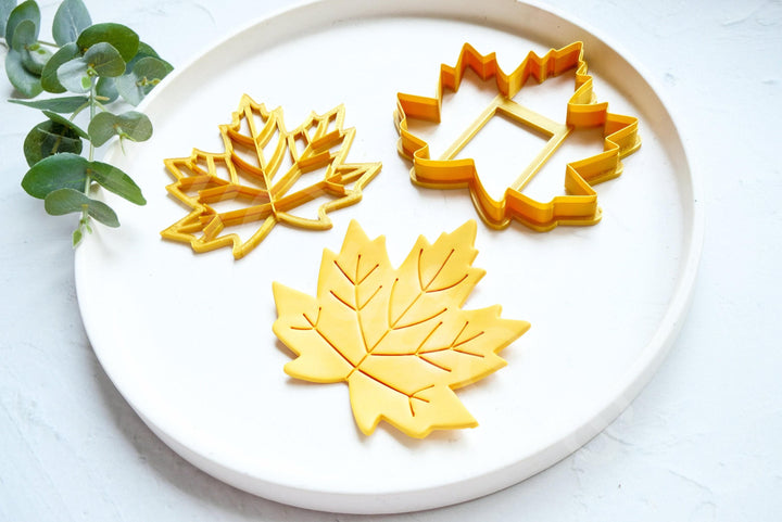 Maple Leaf Clay Cutter Set for Polymer Clay – Autumn Leaf Dish Mold, Fall Trinket Tray Cutter (80–140mm)