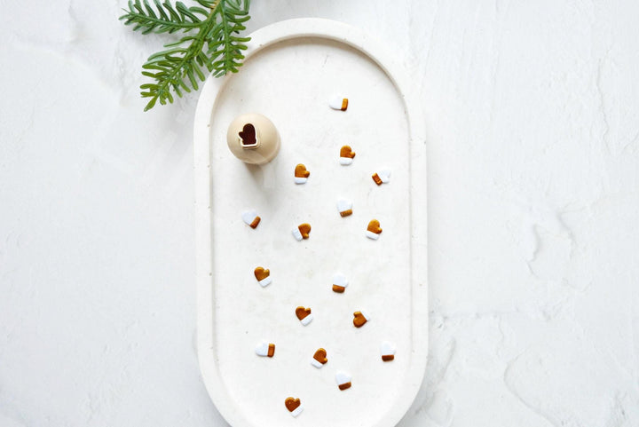 Micro Christmas Mitten Cutter: Polymer Clay Earring Tool
