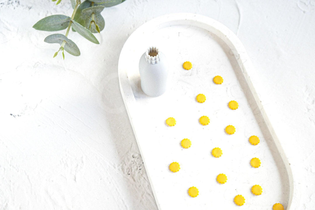 Micro Sunflower Clay Cutter: Polymer Clay Earring Tool