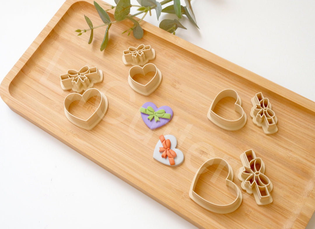 Heart & Bow Clay Cutters: Valentine's Day Cookie Cutters