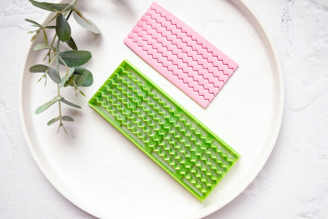 Zig Zag Polymer Clay Cutter: Stripe Earring Making Tool