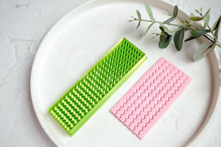 Zig Zag Polymer Clay Cutter: Stripe Earring Making Tool
