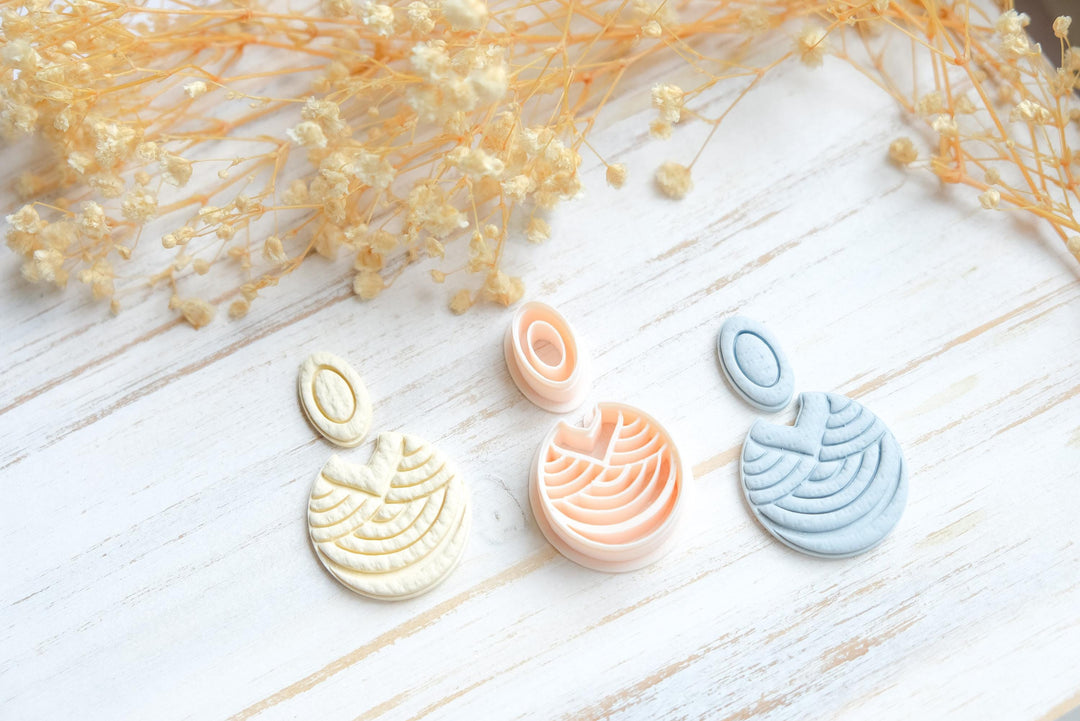 Abstract Woman Silhouette STL | Boho Line Art Design | 3D Printable File | Modern Minimalist Shape for Earrings, Crafts and Decor